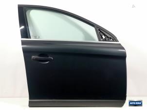 Usados Puerta 4 puertas derecha delante Volvo XC60 I (DZ) 2.4 D5 20V AWD Precio € 274,95 Norma de margen ofrecido por Auto Rima Druten