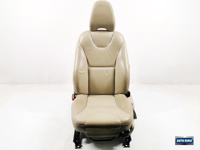 Używane Fotel lewy Volvo V60 I (FW/GW) 1.6 T4 16V Cena € 149,95 Procedura marży oferowane przez Auto Rima Druten