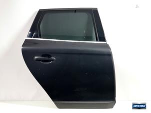 Usagé Porte arrière droite Volvo XC60 I (DZ) 2.4 D3 20V Prix € 274,95 Règlement à la marge proposé par Auto Rima Druten