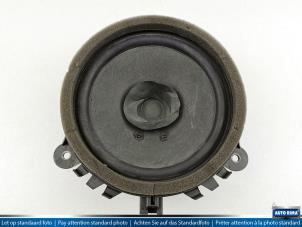 Usagé Haut-parleur Volvo XC90 I 2.5 T 20V Prix € 14,95 Règlement à la marge proposé par Auto Rima Druten
