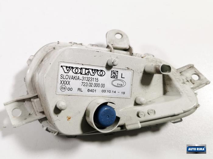 Luz de circulación diurna izquierda de un Volvo V40 (MV) 1.6 T2 GTDi 16V 2014