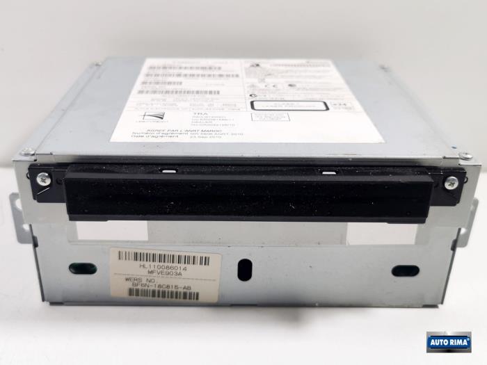 Używane Odtwarzacz CD Volvo V70 (BW) 2.0 D 16V Cena € 49,95 Procedura marży oferowane przez Auto Rima 