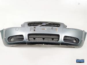 Usagé Pare-chocs avant Volvo C70 (MC) 2.0 D3 20V Prix € 299,95 Règlement à la marge proposé par Auto Rima Druten