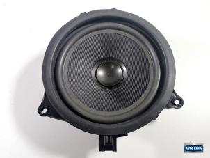 Used Speaker Volvo V70 (SW) 2.4 20V 170 Price € 24,95 Margin scheme offered by Auto Rima Druten