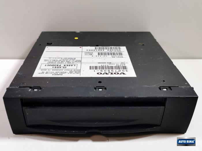 Używane Odtwarzacz DVD Volvo XC90 I 2.5 T 20V Cena € 99,95 Procedura marży oferowane przez Auto Rima Druten