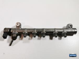Used Fuel injector nozzle Volvo V40 (MV) 2.0 D4 16V Price € 49,95 Margin scheme offered by Auto Rima Druten