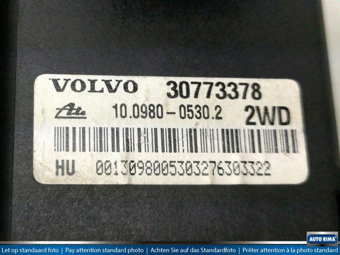 Sensor de ángulo de dirección de un Volvo V70 (SW) 2.4 D5 20V 2006