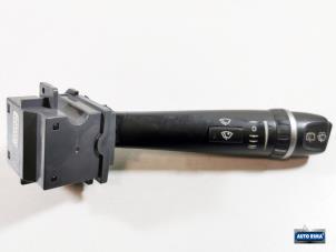 Używane Przelacznik wycieraczki Volvo XC70 (SZ) XC70 2.5 T 20V Cena € 24,95 Procedura marży oferowane przez Auto Rima Druten