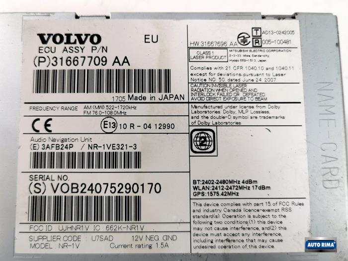 CD player from a Volvo V60 I (FW/GW) 2.0 D2 16V 2017
