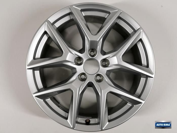 Set of sports wheels from a Volvo XC40 (XZ) 1.5 T5 Twin Engine 16V 2021