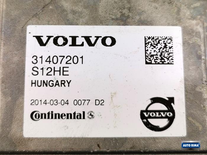 Inverter from a Volvo V60 I (FW/GW) 2.4 D6 20V Plug-in Hybrid AWD 2014