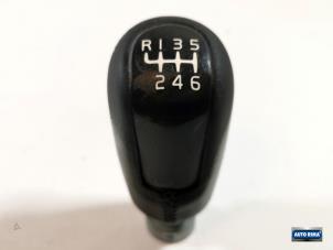 Usados Botón de palanca Volvo V50 (MW) 1.6 D2 16V Precio € 24,95 Norma de margen ofrecido por Auto Rima Druten