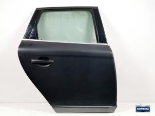 Używane Drzwi prawe tylne wersja 4-drzwiowa Volvo XC60 I (DZ) 2.0 DRIVe 20V Cena € 274,95 Procedura marży oferowane przez Auto Rima Druten