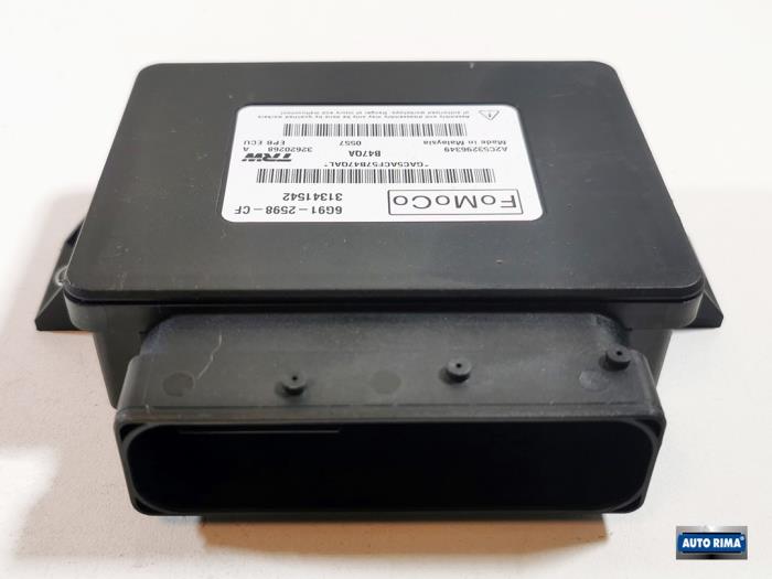 Używane Modul hamulca postojowego Volvo XC60 I (DZ) 2.0 DRIVe 20V Cena € 34,95 Procedura marży oferowane przez Auto Rima 