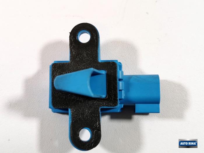 Begagnade Airbagsensor Volvo XC60 I (DZ) 2.0 DRIVe 20V Pris € 24,95 Marginaltabell erbjuds av Auto Rima 