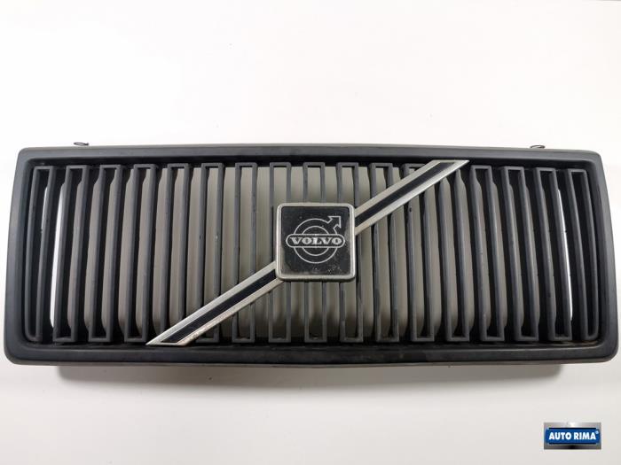 Używane Grill Volvo 240/245 240 Cena € 74,95 Procedura marży oferowane przez Auto Rima 