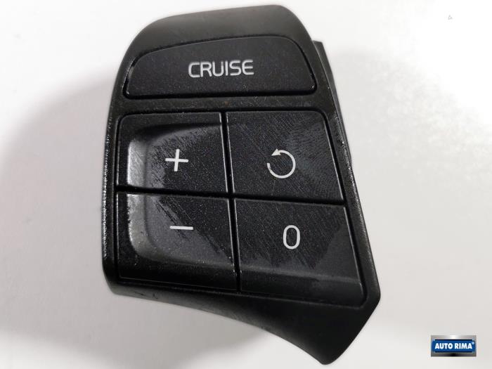 Używane Obsluga tempomatu Volvo V50 (MW) 2.0 D 16V Cena € 24,95 Procedura marży oferowane przez Auto Rima 