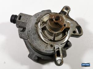 Usados Bomba de vacío (Gasolina) Volvo V40 (MV) 1.6 T2 GTDi 16V Precio € 49,95 Norma de margen ofrecido por Auto Rima Druten