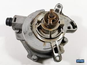 Usados Bomba de vacío (Gasolina) Volvo V40 (MV) 1.6 T2 GTDi 16V Precio € 49,95 Norma de margen ofrecido por Auto Rima Druten