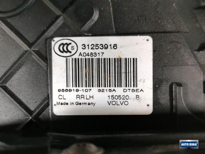 Rear door lock mechanism 4-door, left Volvo V70 2.0 D 16V - 31253916 VOLVO