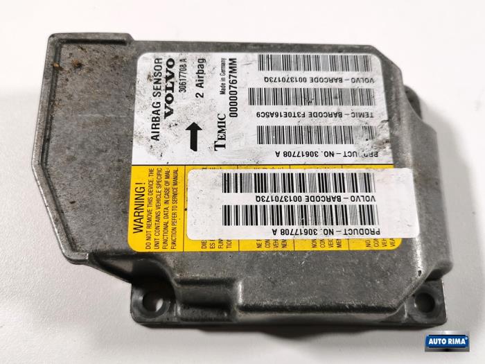 Begagnade Airbagmodul Volvo V40 (VW) 1.6 16V Pris € 49,95 Marginaltabell erbjuds av Auto Rima 