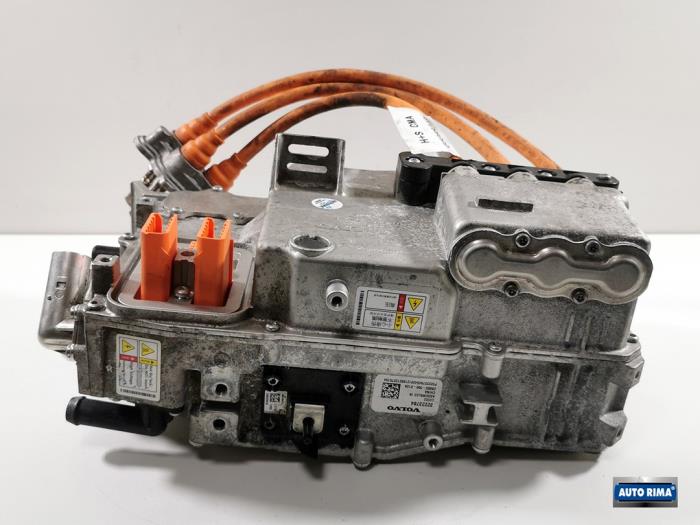Inverter (Hybrid) Volvo XC40 1.5 T5 Twin Engine 16V - 32223784 VOLVO