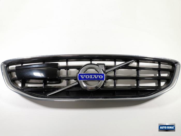 Używane Grill Volvo V40 (MV) 2.0 D4 16V Cena € 149,95 Procedura marży oferowane przez Auto Rima 