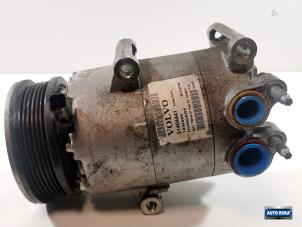 Usados Bomba de aire acondicionado Volvo V40 (MV) 1.6 T2 GTDi 16V Precio € 149,95 Norma de margen ofrecido por Auto Rima Druten
