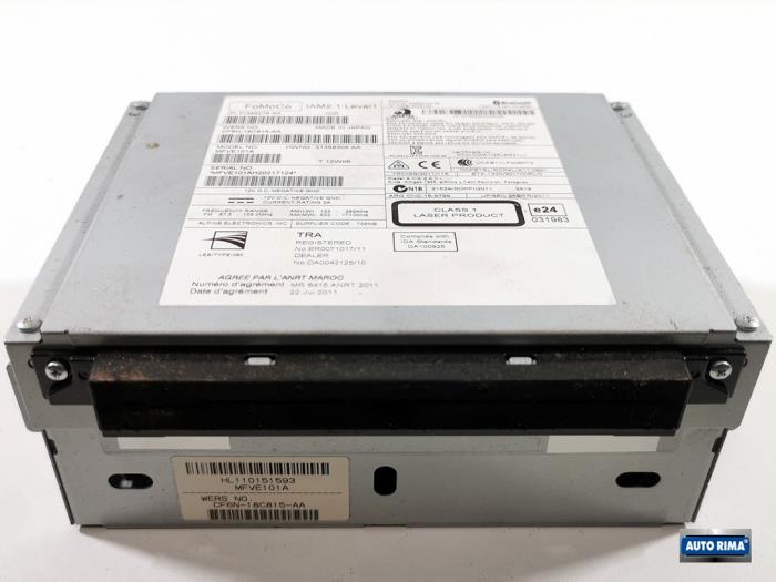 Używane Odtwarzacz CD Volvo S60 II (FS) 2.0 D3 20V Cena € 74,95 Procedura marży oferowane przez Auto Rima 