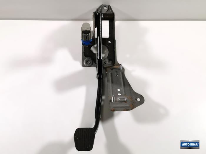 Używane Pedal hamulca Volvo V40 (MV) 2.0 D4 16V Cena € 39,95 Procedura marży oferowane przez Auto Rima 