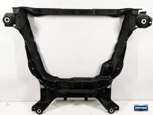 Usados Subchasis Volvo V60 I (FW/GW) 1.6 T4 16V Precio € 149,95 Norma de margen ofrecido por Auto Rima Druten