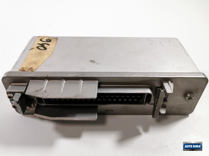 ABS Computer from a Volvo 940 I Estate 2.0i 1993