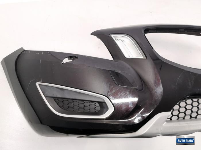 Front bumper Volvo V60 I 1.6 T3 16V 487 - 30795006