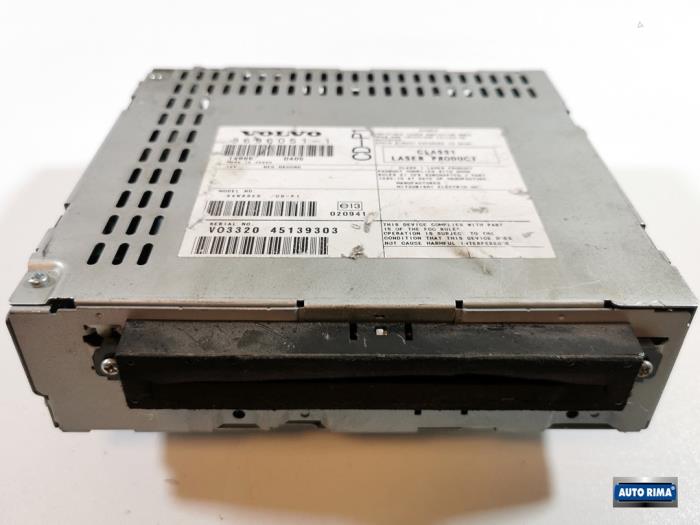 Begagnade CD-spelare Volvo V50 (MW) 2.0 D 16V Pris € 49,95 Marginaltabell erbjuds av Auto Rima 