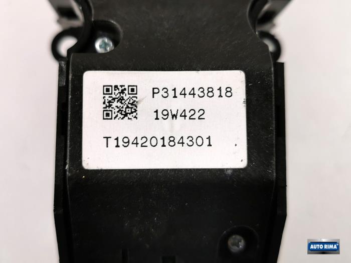 Przelacznik Start/Stop z Volvo XC90 II 2.0 D5 16V AWD 2019