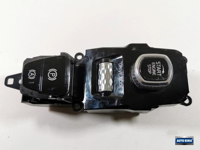 Usagé Commande start/stop Volvo XC90 II 2.0 D5 16V AWD Prix € 49,95 Règlement à la marge proposé par Auto Rima 