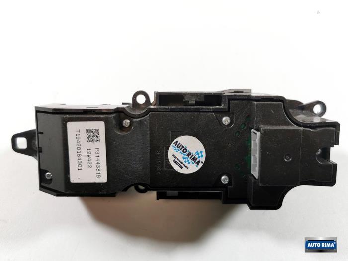Przelacznik Start/Stop z Volvo XC90 II 2.0 D5 16V AWD 2019