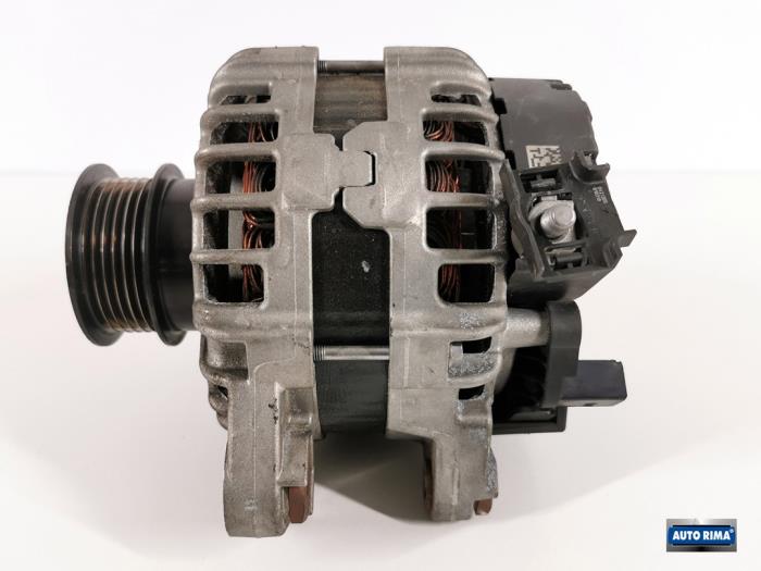 Usagé Dynamo Volvo V70 (BW) 2.0 D3 16V Prix € 49,95 Règlement à la marge proposé par Auto Rima 