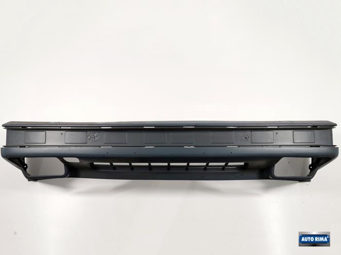 Volvo 4-Serie Front bumper covers stock | ProxyParts.com
