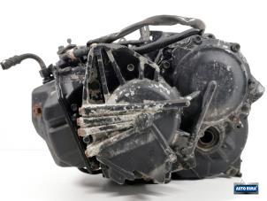 Używane Skrzynia biegów Volvo V70 (SW) 2.4 D5 20V Cena € 349,95 Procedura marży oferowane przez Auto Rima Druten