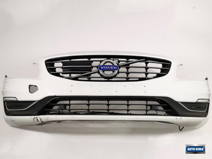 Front bumper Volvo V60 I 2.4 D6 20V Plug-in Hybrid AWD 614 - 39826039