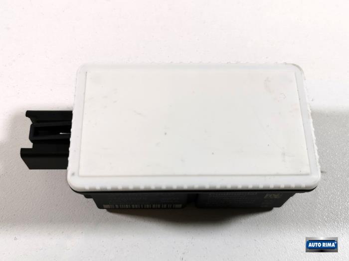 Używane Modul keyless vehicle Volvo XC60 I (DZ) 3.2 24V AWD Cena € 19,95 Procedura marży oferowane przez Auto Rima Druten