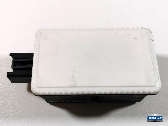 Używane Modul keyless vehicle Volvo XC60 I (DZ) 3.2 24V AWD Cena € 19,95 Procedura marży oferowane przez Auto Rima Druten