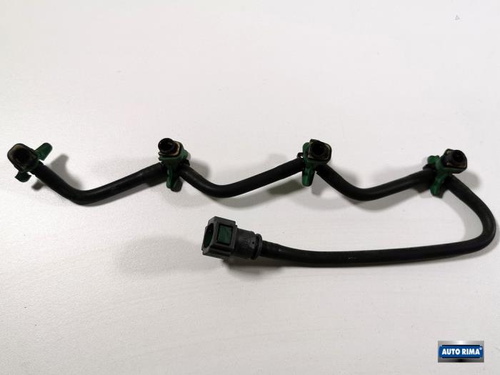 Used Fuel return line Volvo V40 (MV) 1.6 D2 Price € 34,95 Margin scheme offered by Auto Rima Druten