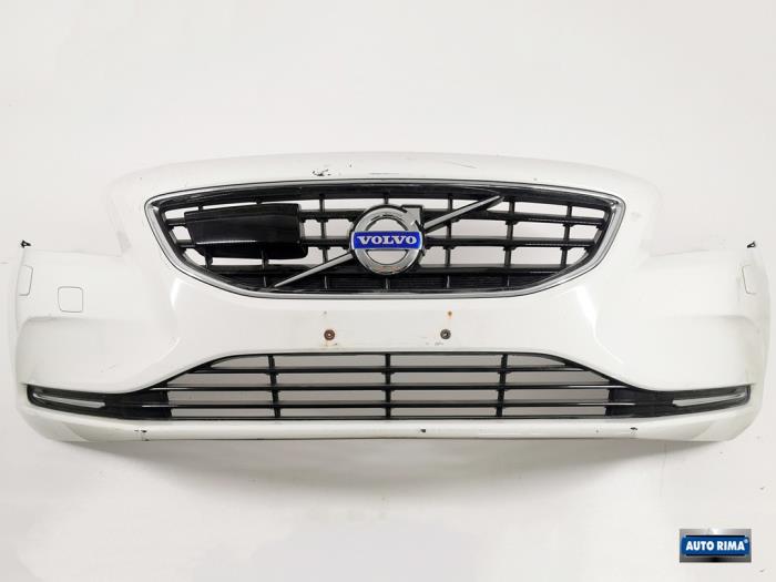 Front bumper Volvo V40 1.6 T4 GTDi 16V 614 - 31283732