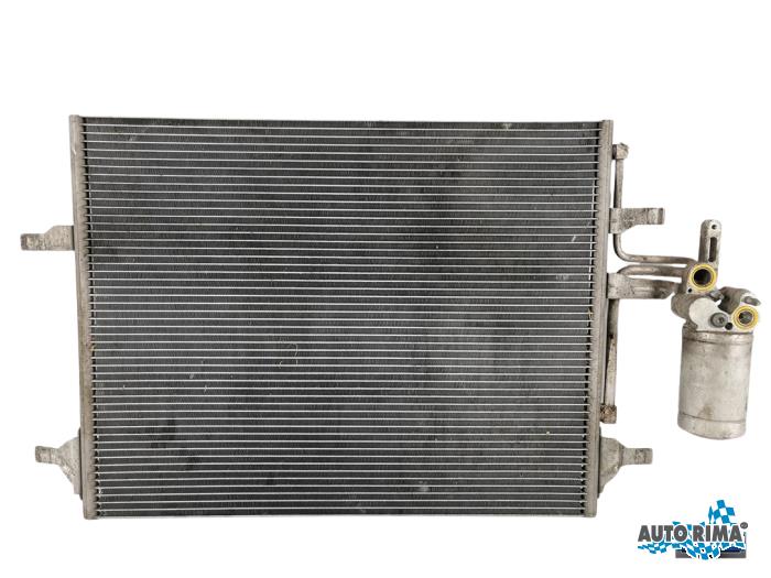 Gebrauchte Klima Kondensor Volvo V60 I (FW/GW) 2.4 D6 20V Plug-in Hybrid AWD Preis € 49,95 Margenregelung angeboten von Auto Rima 