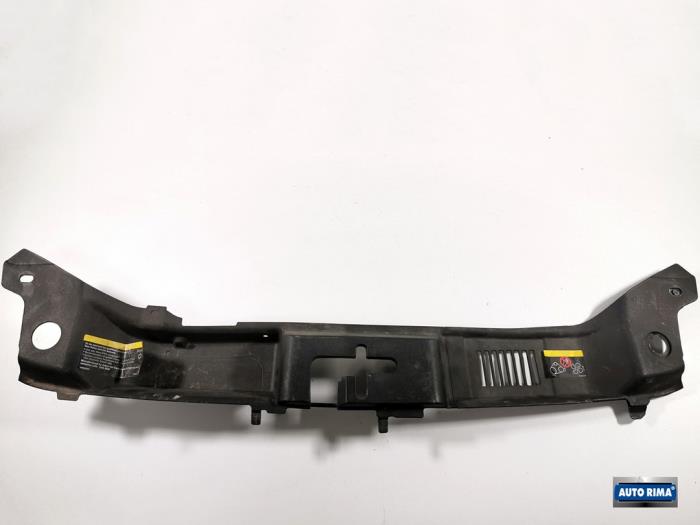 Begagnade Framdelsstöd Volvo V50 (MW) 1.8 16V Flexifuel Pris € 24,95 Marginaltabell erbjuds av Auto Rima Druten