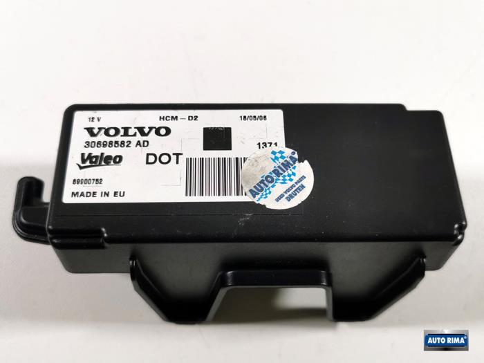 Usagé Ordinateur éclairage Volvo XC90 I 2.4 D5 20V Prix € 149,95 Règlement à la marge proposé par Auto Rima Druten