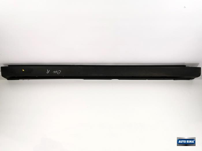 Usados Umbral derecha Volvo S80 (TR/TS) 2.4 SE 20V 170 Precio € 49,95 Norma de margen ofrecido por Auto Rima 