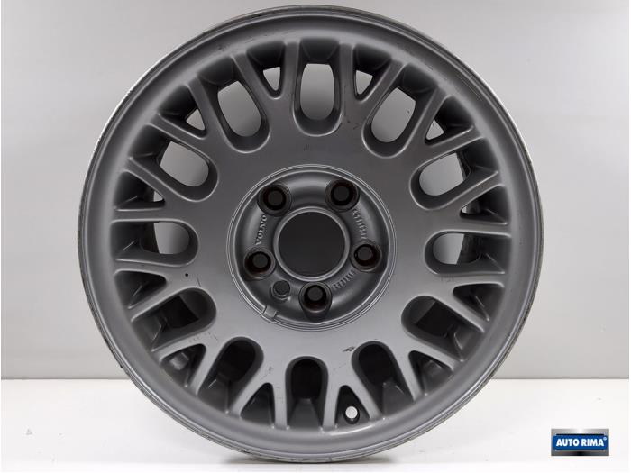 Gebrauchte Felge Volvo 850 Estate 2.5i 10V Preis € 49,95 Margenregelung angeboten von Auto Rima Druten